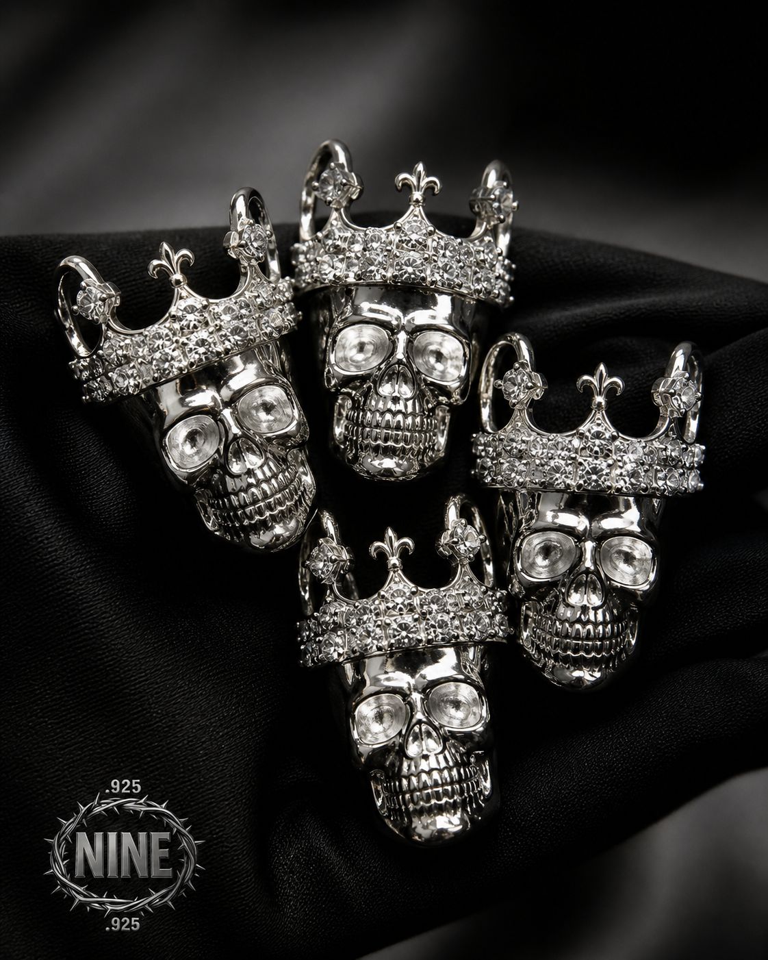 Dije “CALAVERA CON CORONA”